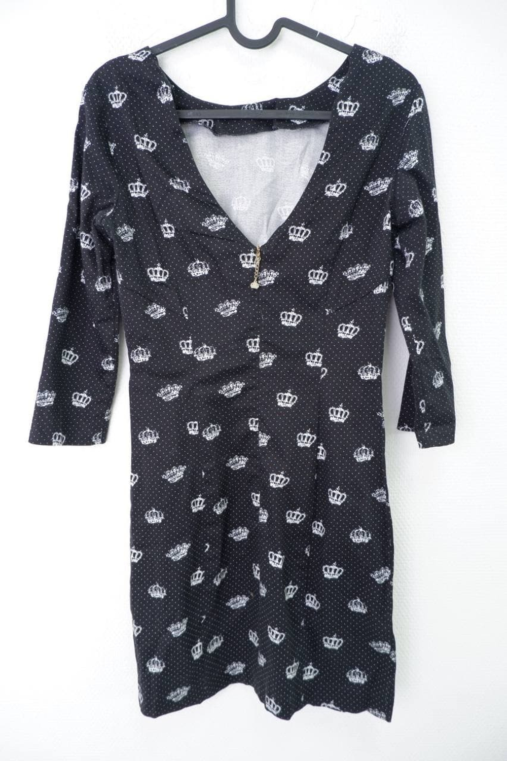 Платье с вырезом 40-42 размер