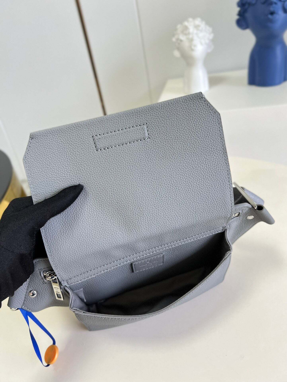 Louis Vuitton New Sling