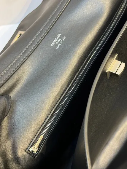 Сумка BALENCIAGA RODEO HANDBAG черный