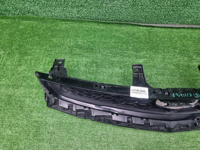 Решетка радиатора Geely Tugella (2022-2024)