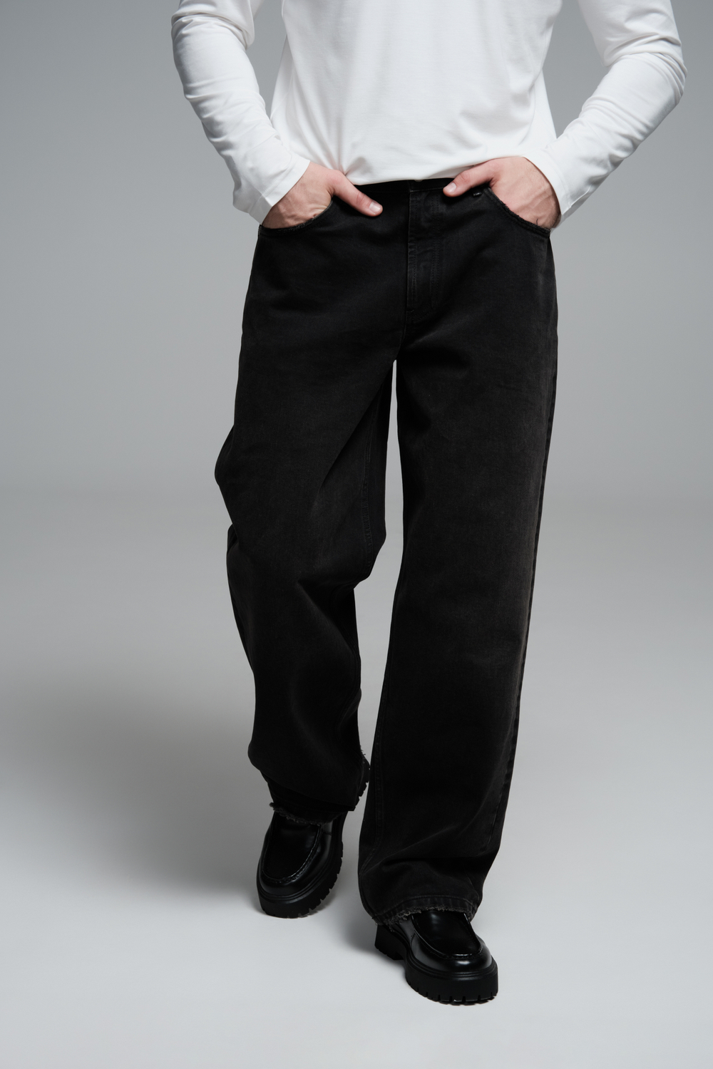 Джинсы широкие | black