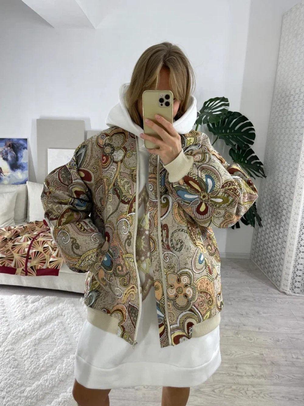 Куртка-бомбер (цвет бежевый)