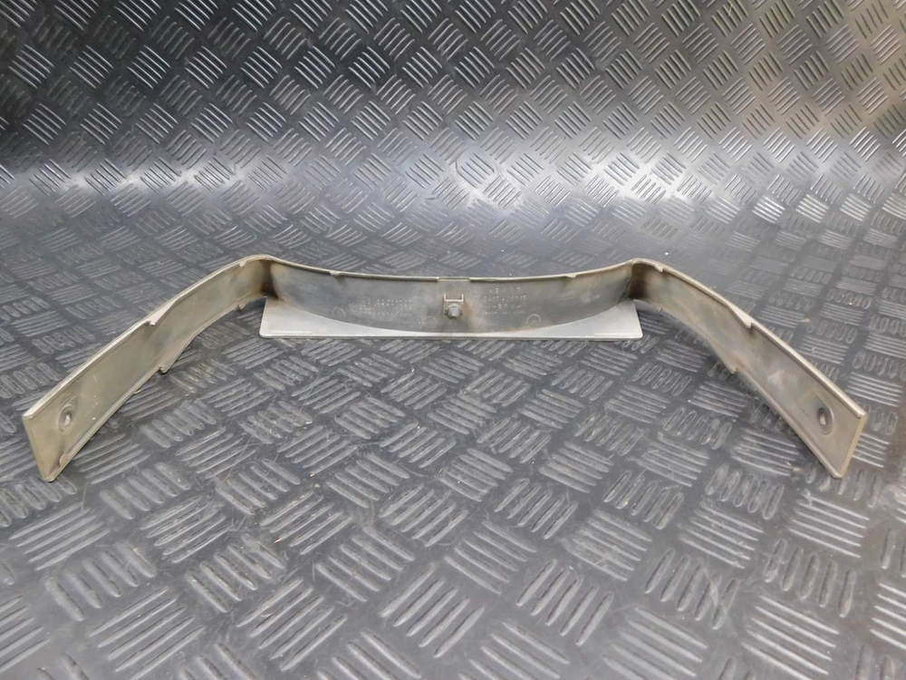 Пластик передний Kawasaki ZZR 400 98 14090-1263 052984