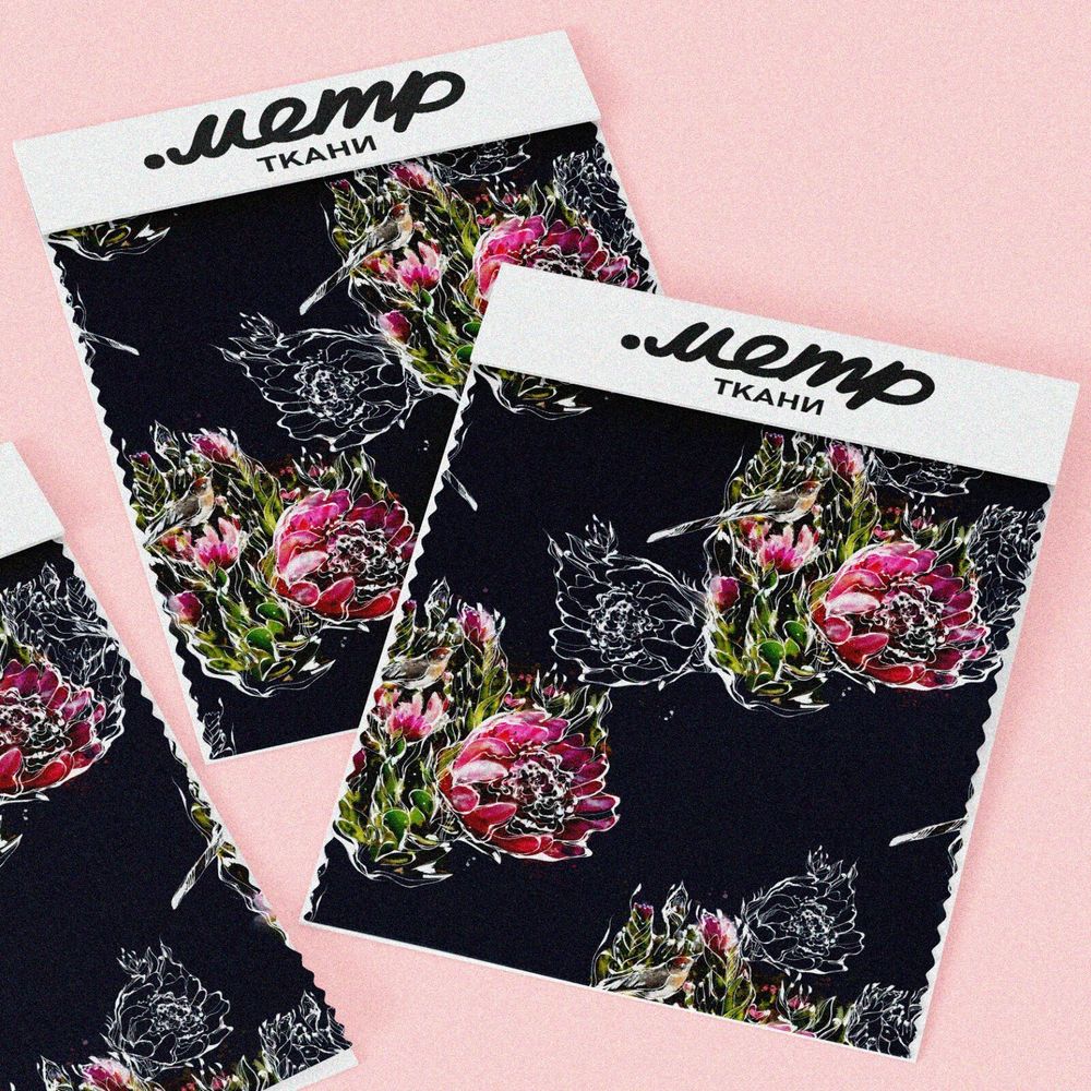 Ткань дюспо цветы розовые с белым контуром