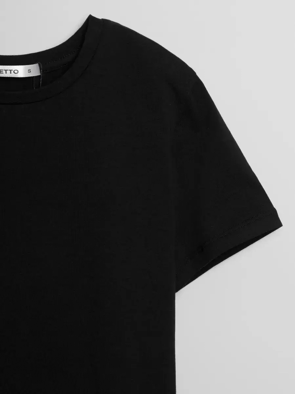 Футболка женская черная на лето