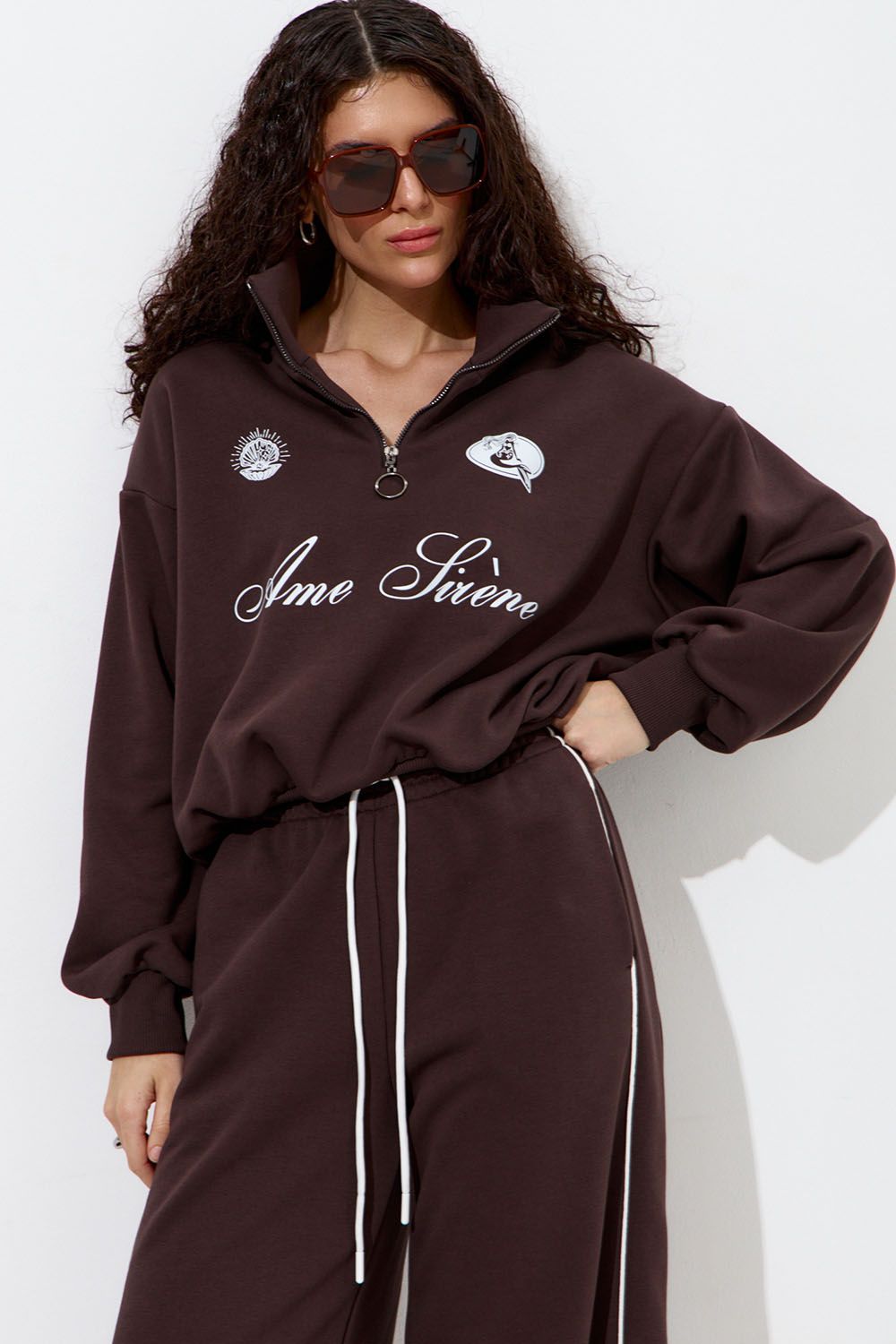 Олимпийка с короткой молнией "Âme Sirène" цвета шоколад