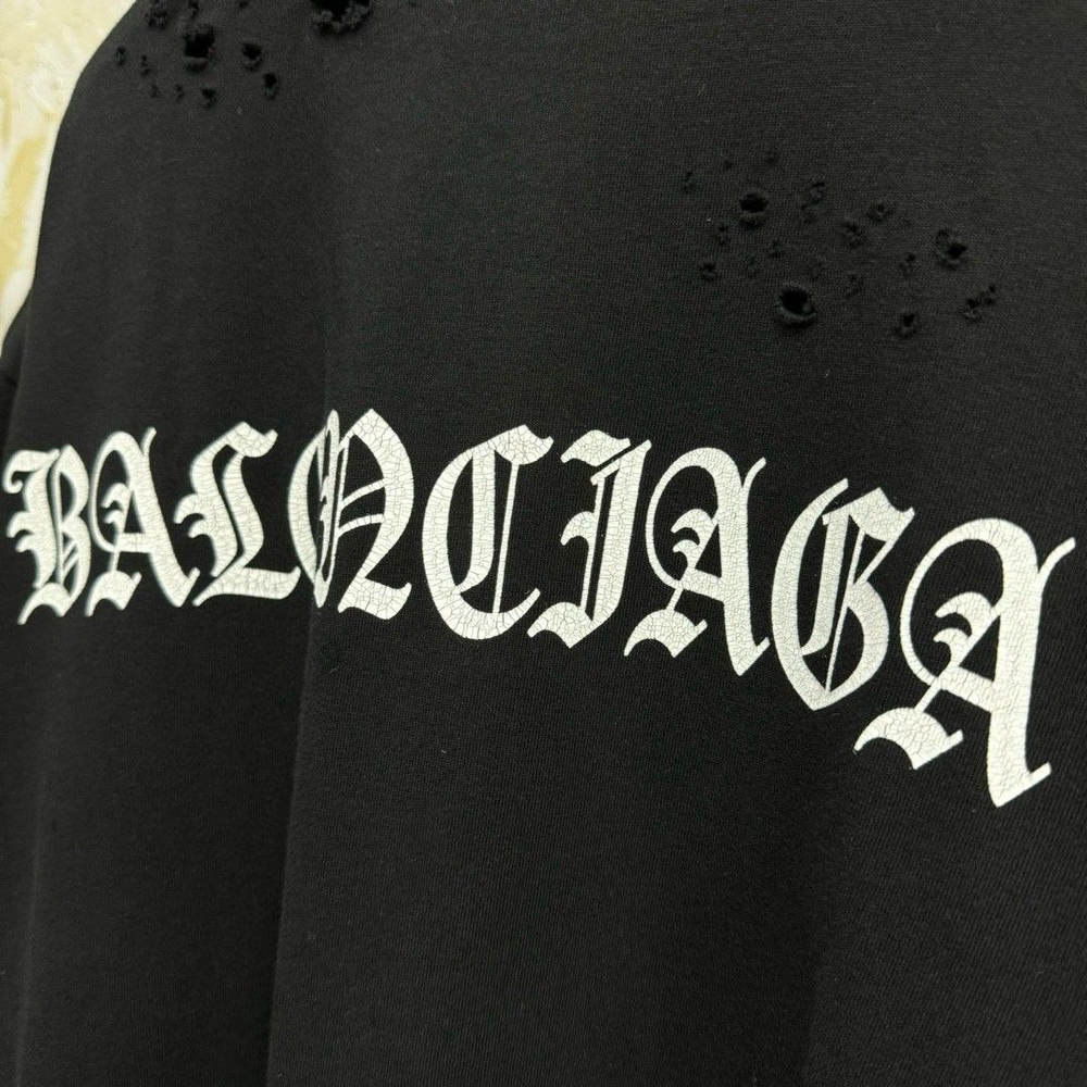 Футболка Balenciaga