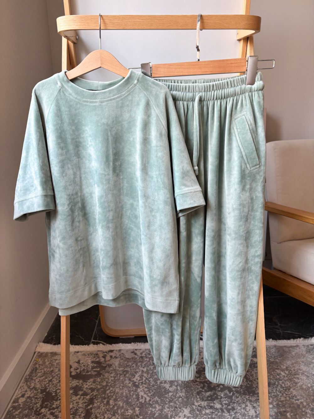 Велюровый костюм Vea, 134-140