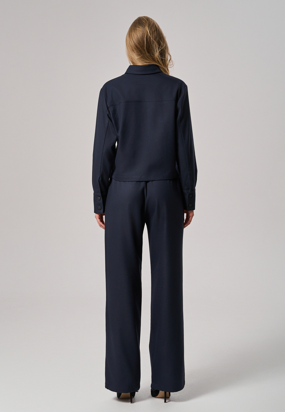 Рубашка-жакет укороченная синяя