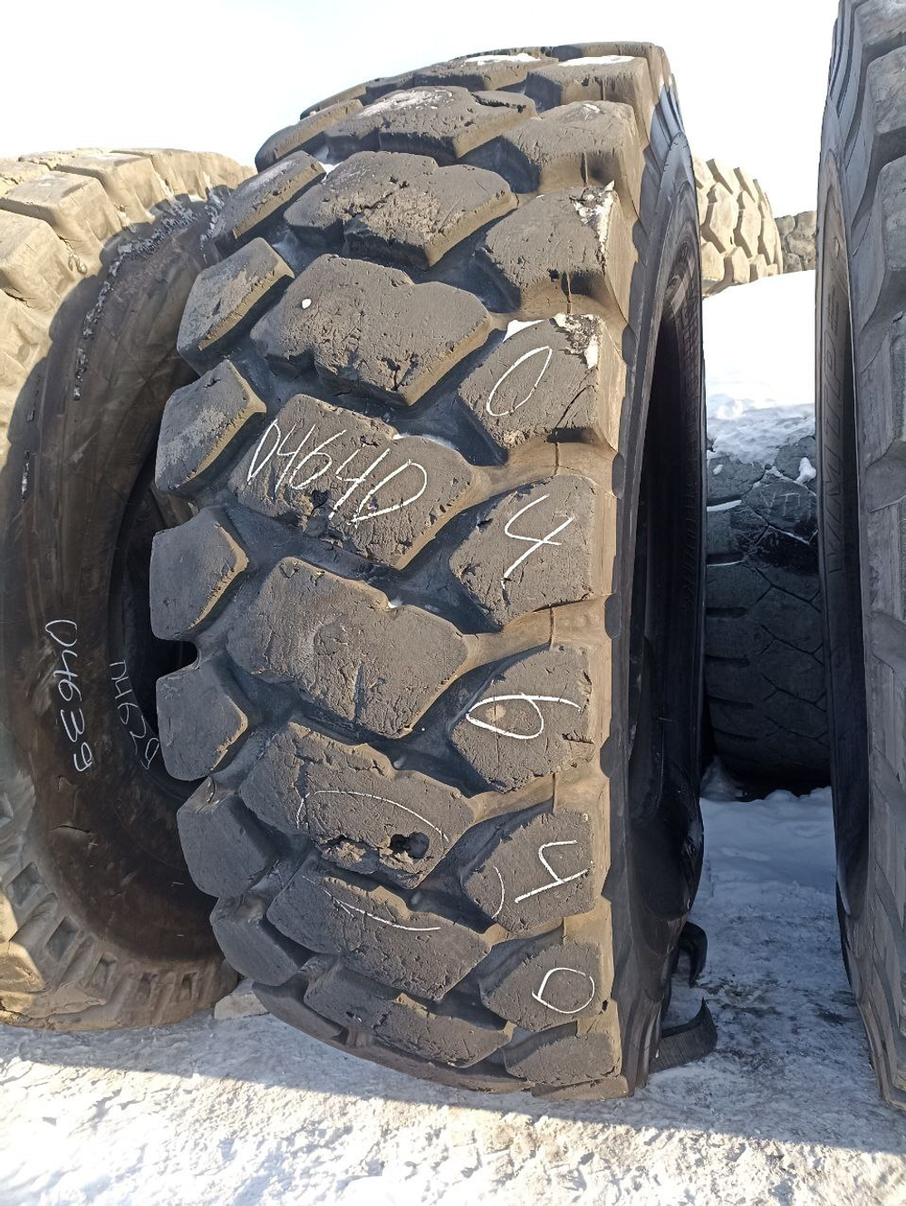33.00R51 Bridgestone VMTP шина б/у