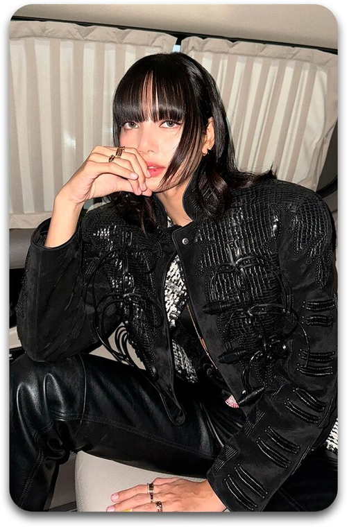 Карта #3378 / Lisa (BLACKPINK)