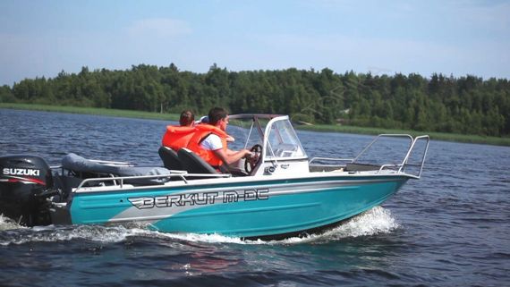 Катер Berkut M-DC