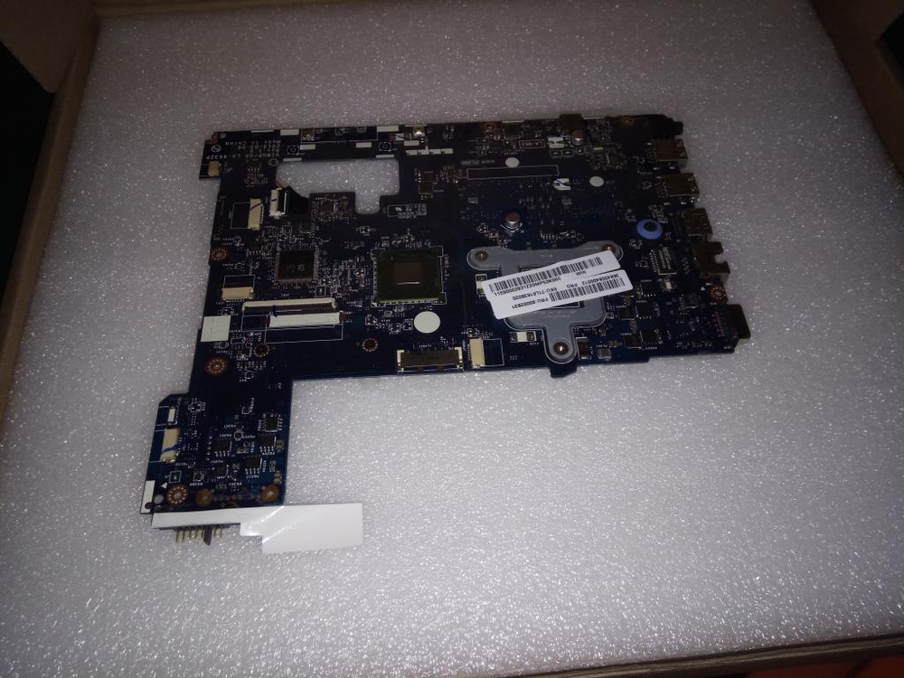 Материнская плата для ноутбука Lenovo G500 VIWGR LA-9632p W8S UMA NM70 L Pro (90002831), оригинал