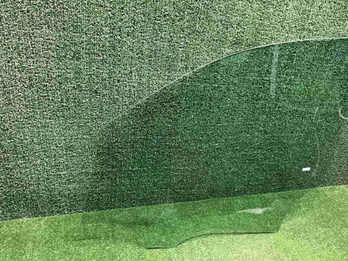 Стекло двери переднее RH Mercedes GLS X167 (19-нв)