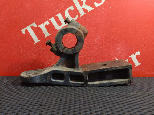 Кронштейн стабилизатора подвески правый