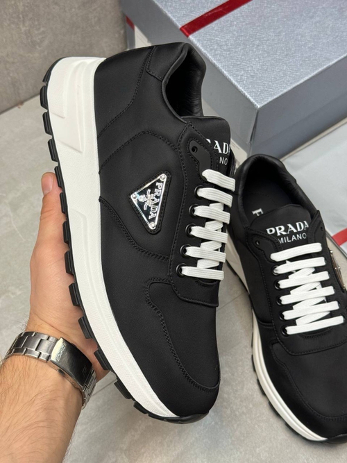 Кроссовки Prada