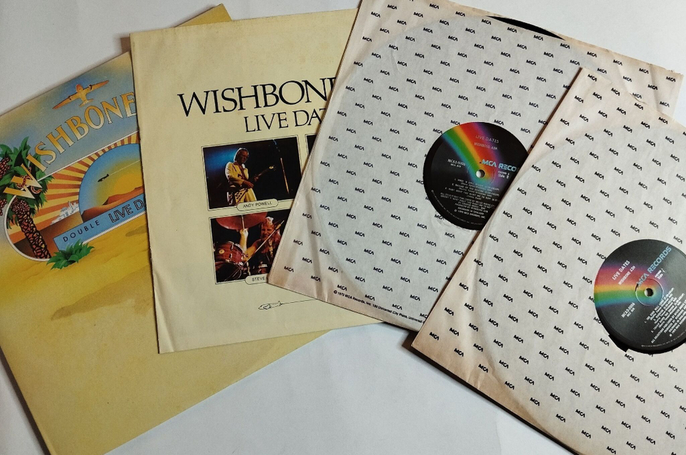 Винтажная виниловая пластинка LP Wishbone Ash Live Dates (USA 1973)