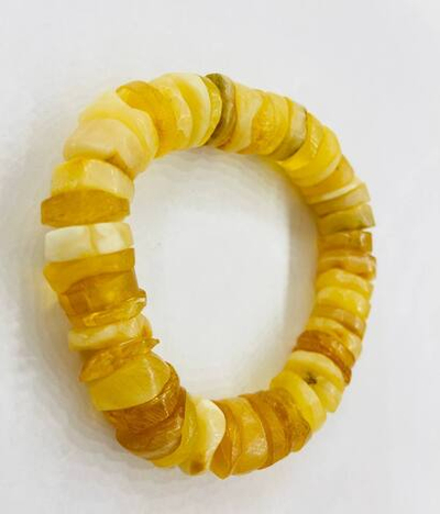 Браслет из необработанного янтаря