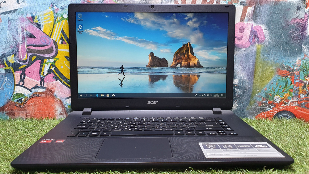 Ноутбук Acer AMD A8/6Gb