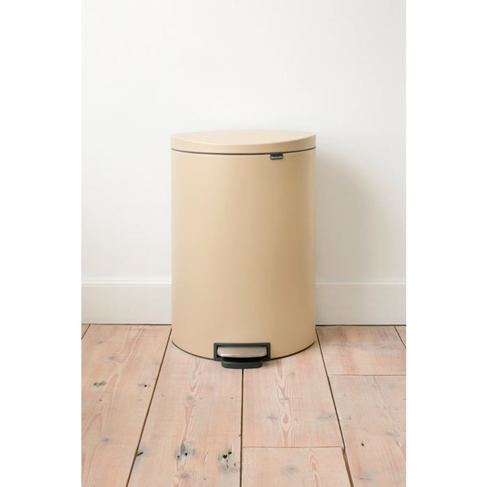 Мусорный бак с педалью 40л FB Brabantia Минерально-золотой