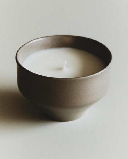 Zara Home Свеча ароматическая Orange Blossom 230 г, растительный воск, аромат цветочный, Розовый