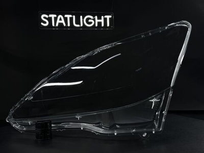 Левое стекло фары Lexus IS250 2006-2010