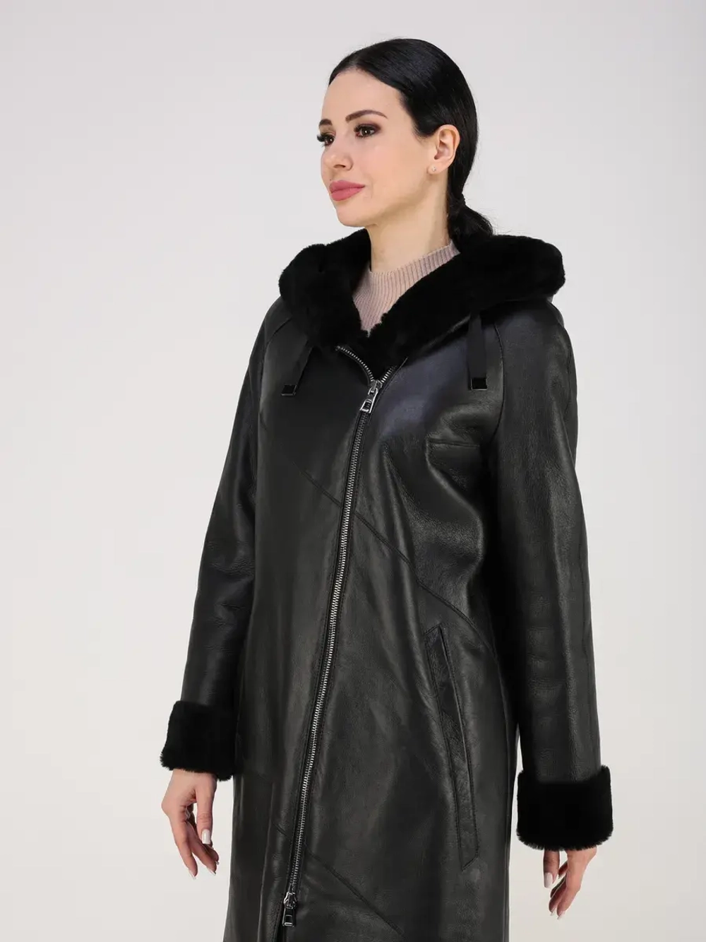 Дубленка зима натуральная удлиненная с капюшоном