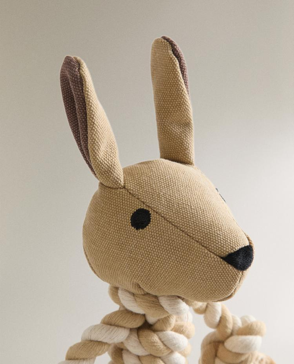 ZARA HOME ИГРУШКА ДЛЯ ДОМАШНИХ ЖИВОТНЫХ СО ШНУРКОМ В ФОРМЕ КРОЛИКА