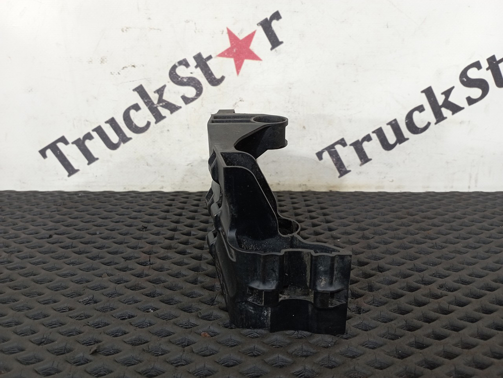 Кронштейн кпп EATON 2023г.