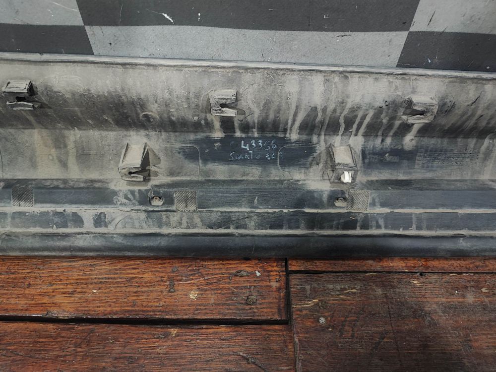 Накладка двери передней левой Hyundai Santa Fe 3 (DM) 12-18 Б/У Оригинал 877212W000