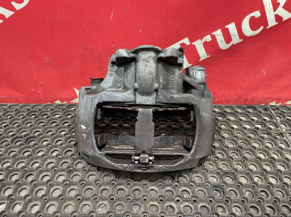 Суппорт передний правый