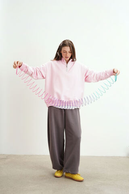 Брюки-бананы из серого футера с велюровым эффектом