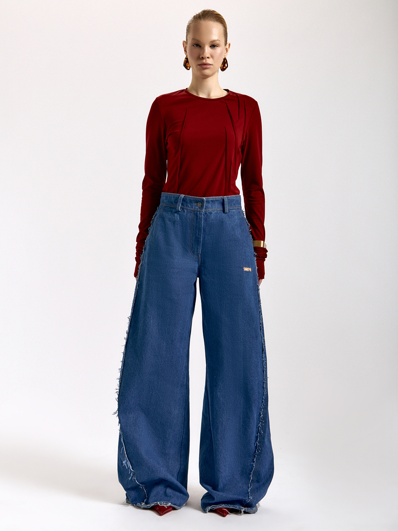 Лонгслив с защипами PINCH