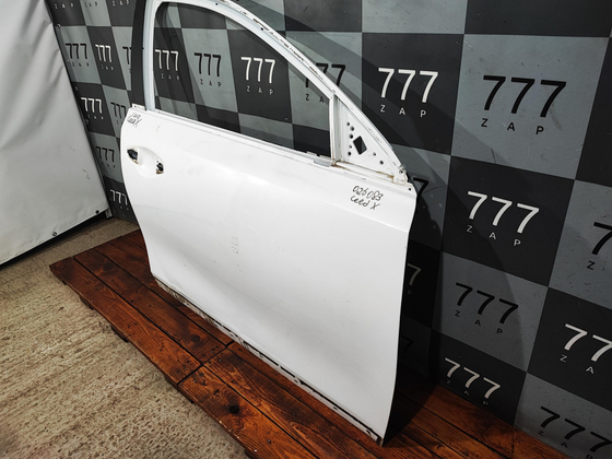 Дверь передняя правая Kia XCeed 19-22 Б/У Оригинал 76004J7800