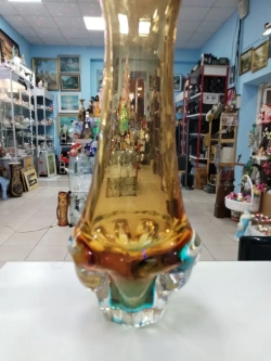 Ваза для цветов. Цветное гутное стекло.СССР.