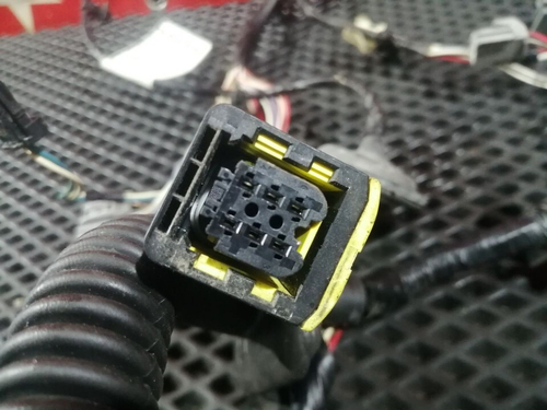 Проводка двери левой