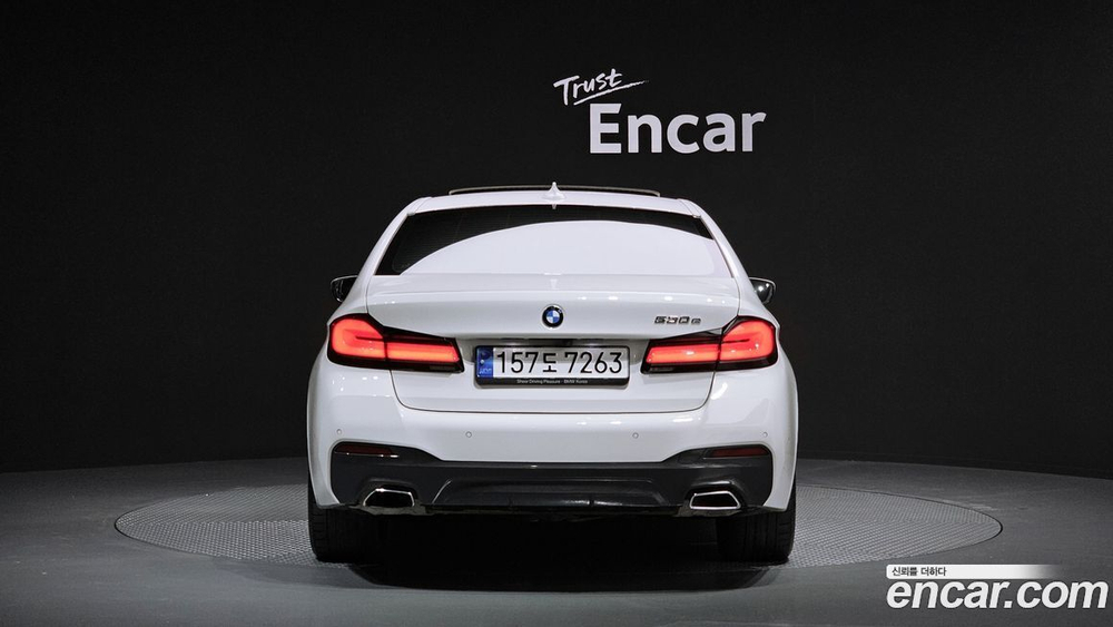 BMW 5 Series (G30) 530e M Sports (06.2021)