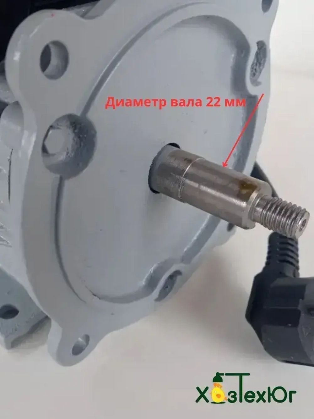 Электродвигатель ДЭ-3 квт ,2800 оборотов с кнопкой и шнуром