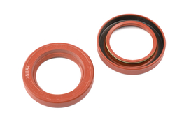 Сальник 42х64х10 а/м МАЗ, дв. ЯМЗ первичного вала КПП (красный с пружиной/NBR)Резинотехника г. Балаково ( ОЕ 236-1701230-01 к.(NBR) )