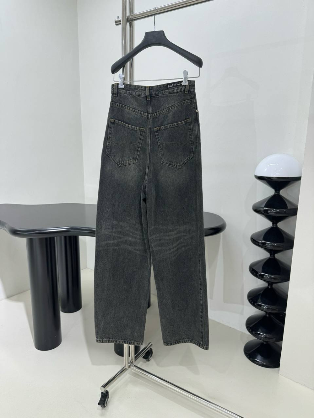 Джинсы Balenciaga
