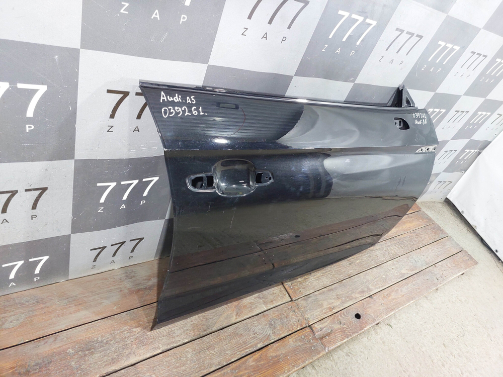 Дверь передняя правая Audi A5 (F5) 16-нв Б/У Оригинал 8W8831052F