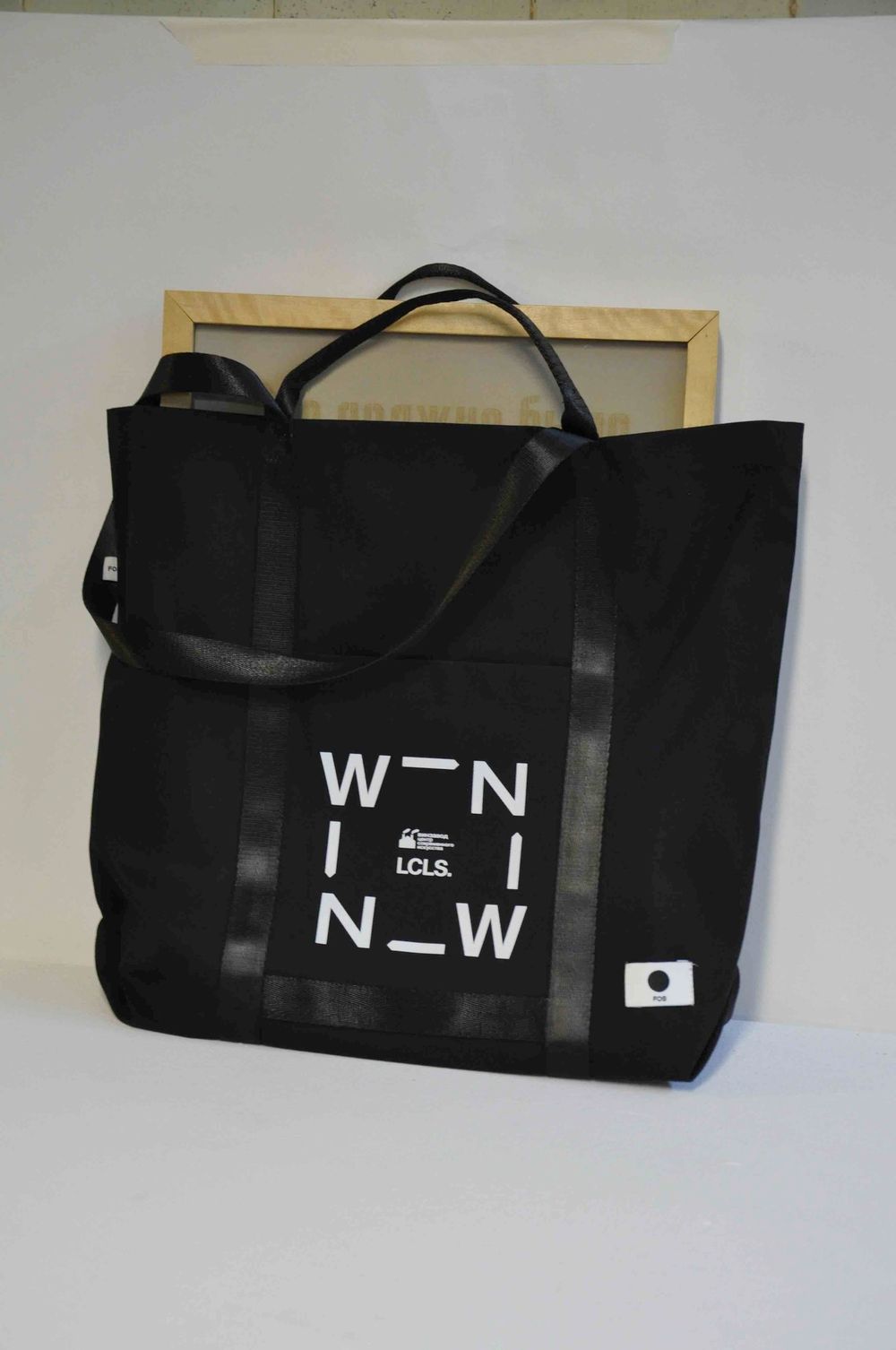 Шоппер FOS x LCLS x Winzavod Win-Win черный