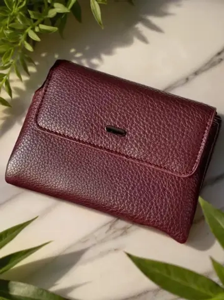 Компактный кошелек из натуральной кожи бордовый