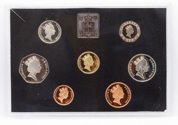 Набор пробных монет 1985 Великобритании (7 монет + жетон Royal Mint) в подарочном буклете