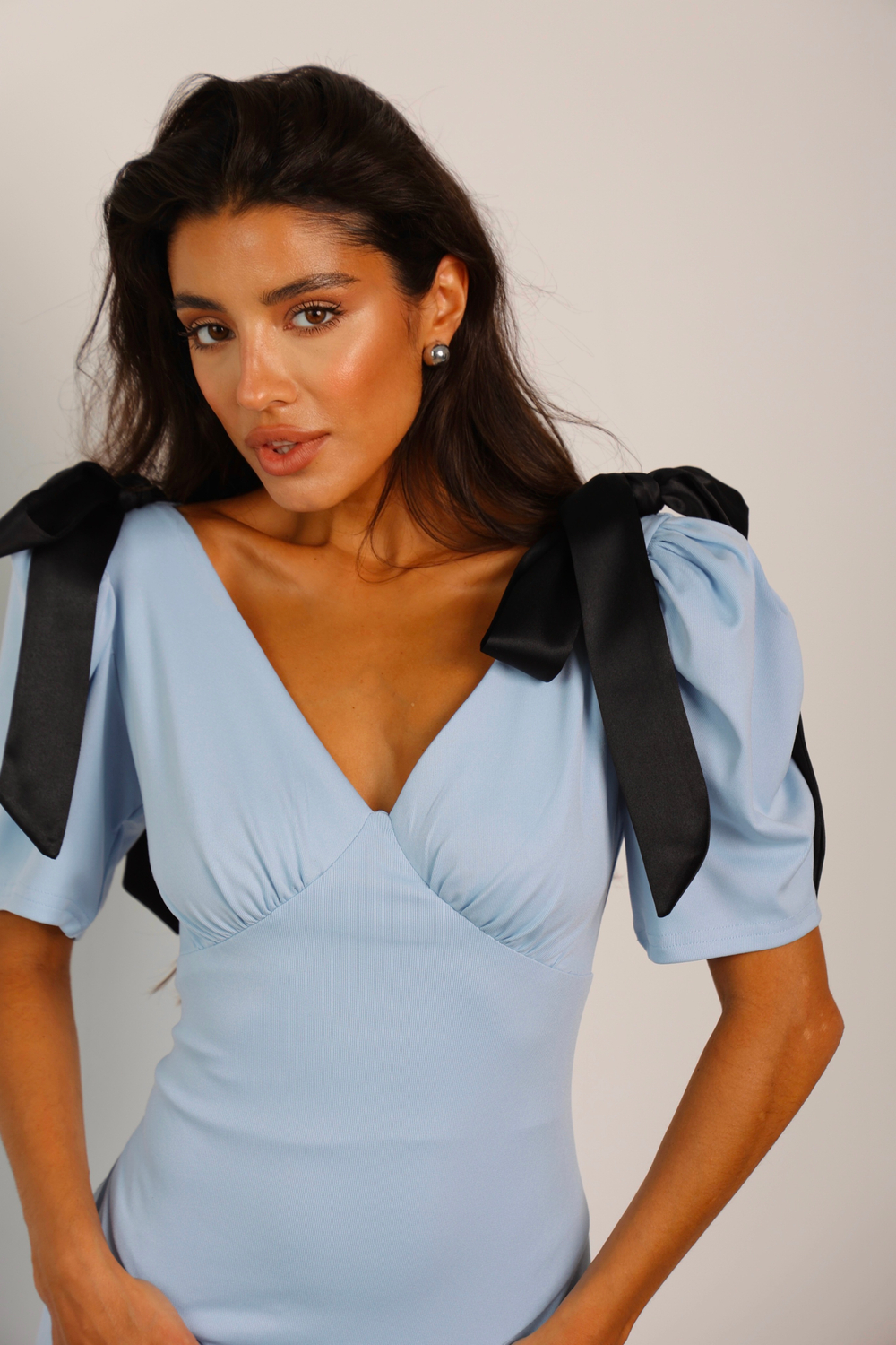 Платье длинное вечернее с бантами