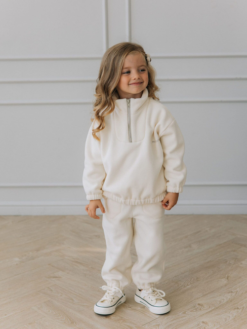 Флисовый костюм, Молоко