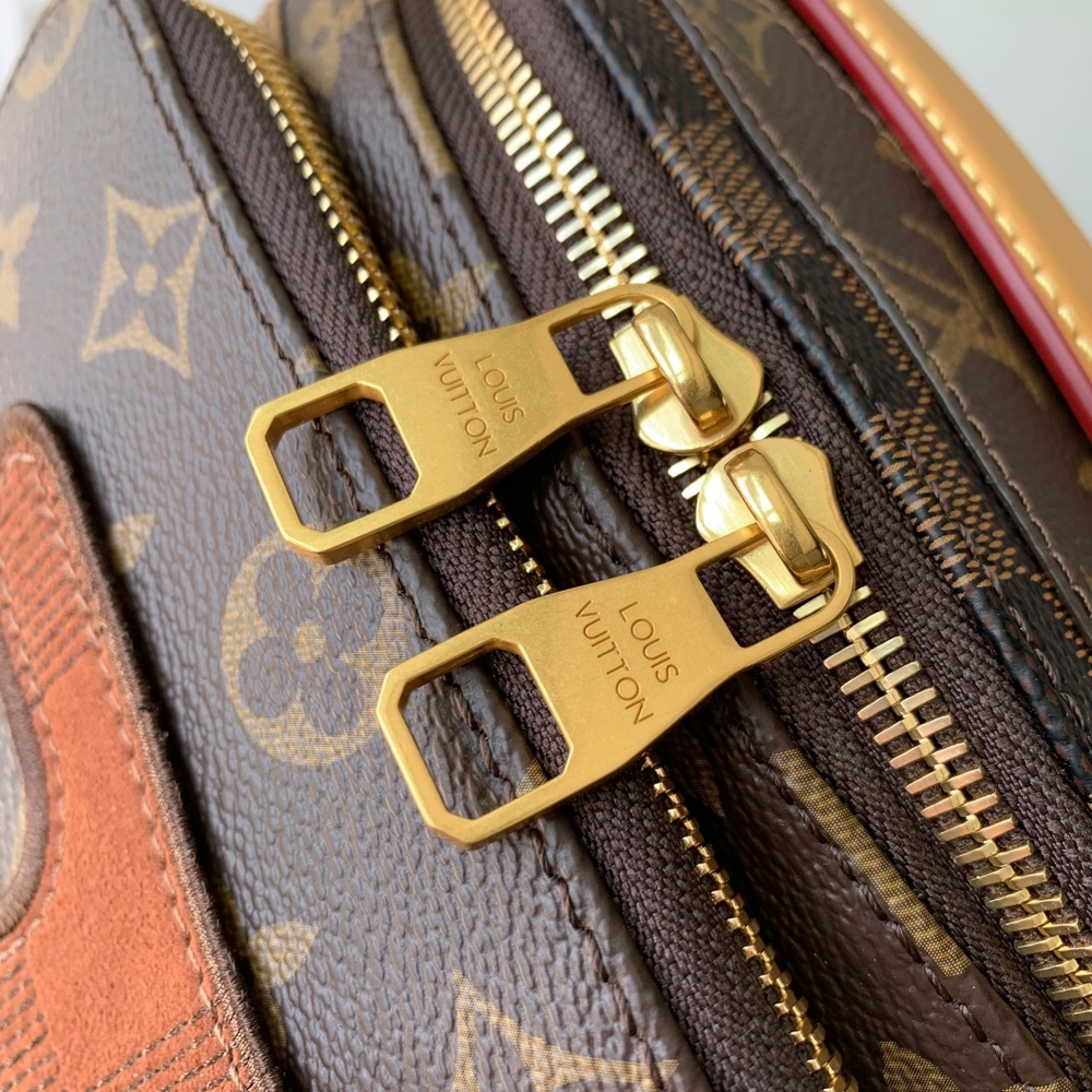 Louis Vuitton Rush Bumbag