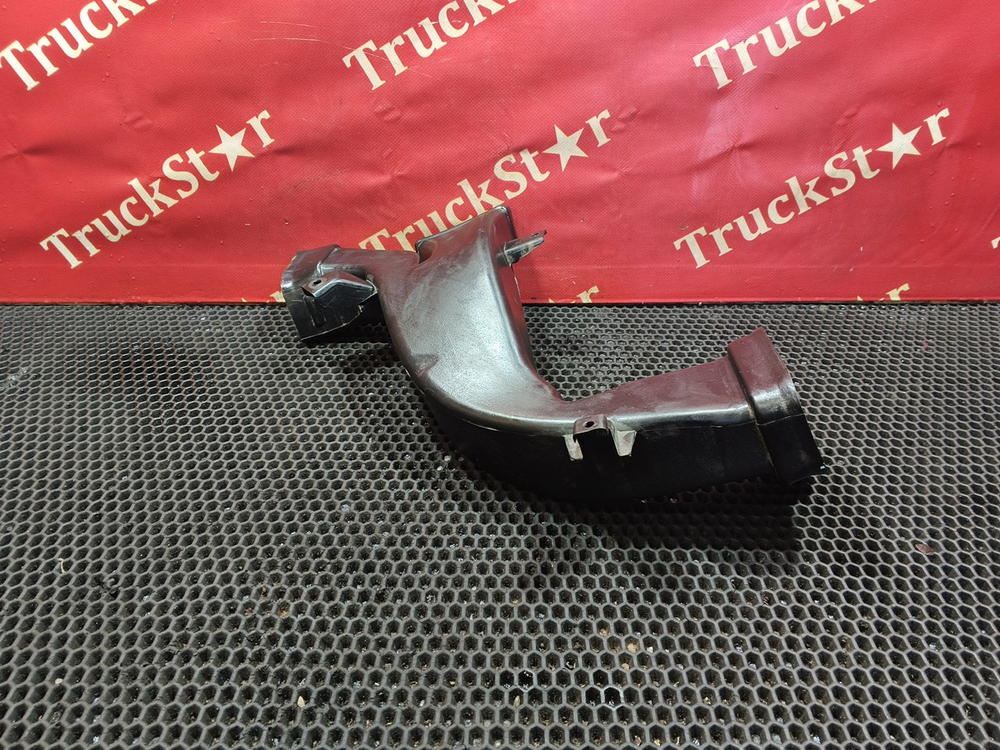 Воздуховод отопителя 2024г