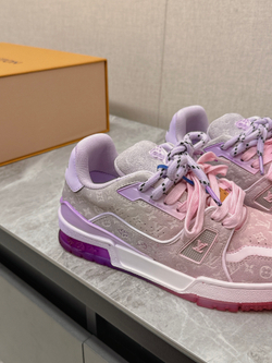 Louis Vuitton Trainer (4 colors)
