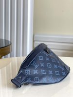 Louis Vuitton Discovery Bumbag PM